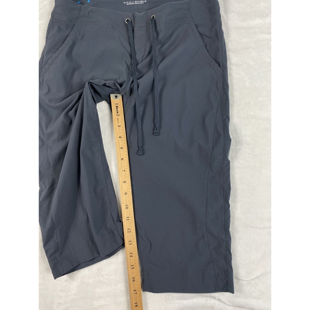 Columbia Hiking Bermuda Shorts Pants Women Sz 8 Gray Lightweight Nylon - Picture 6 of 15